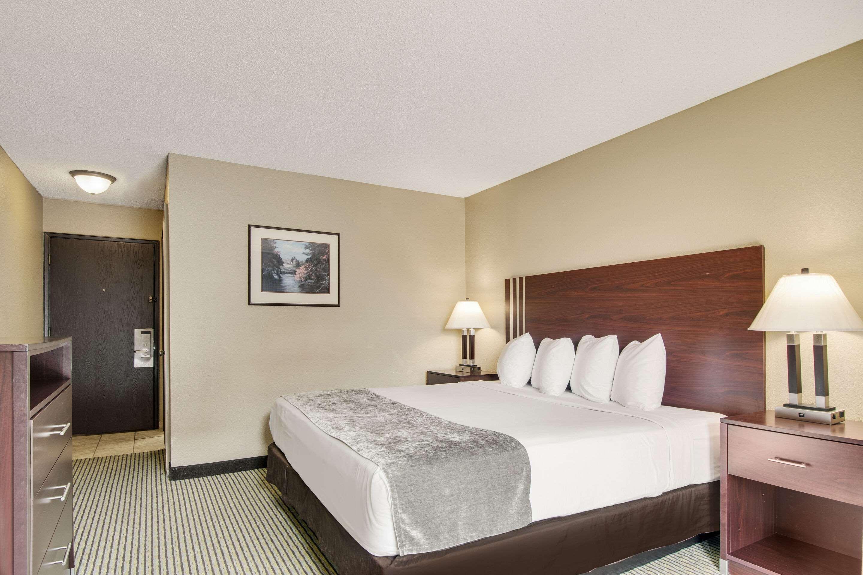 Rodeway Inn & Suites Portland - Jantzen Beach Екстер'єр фото