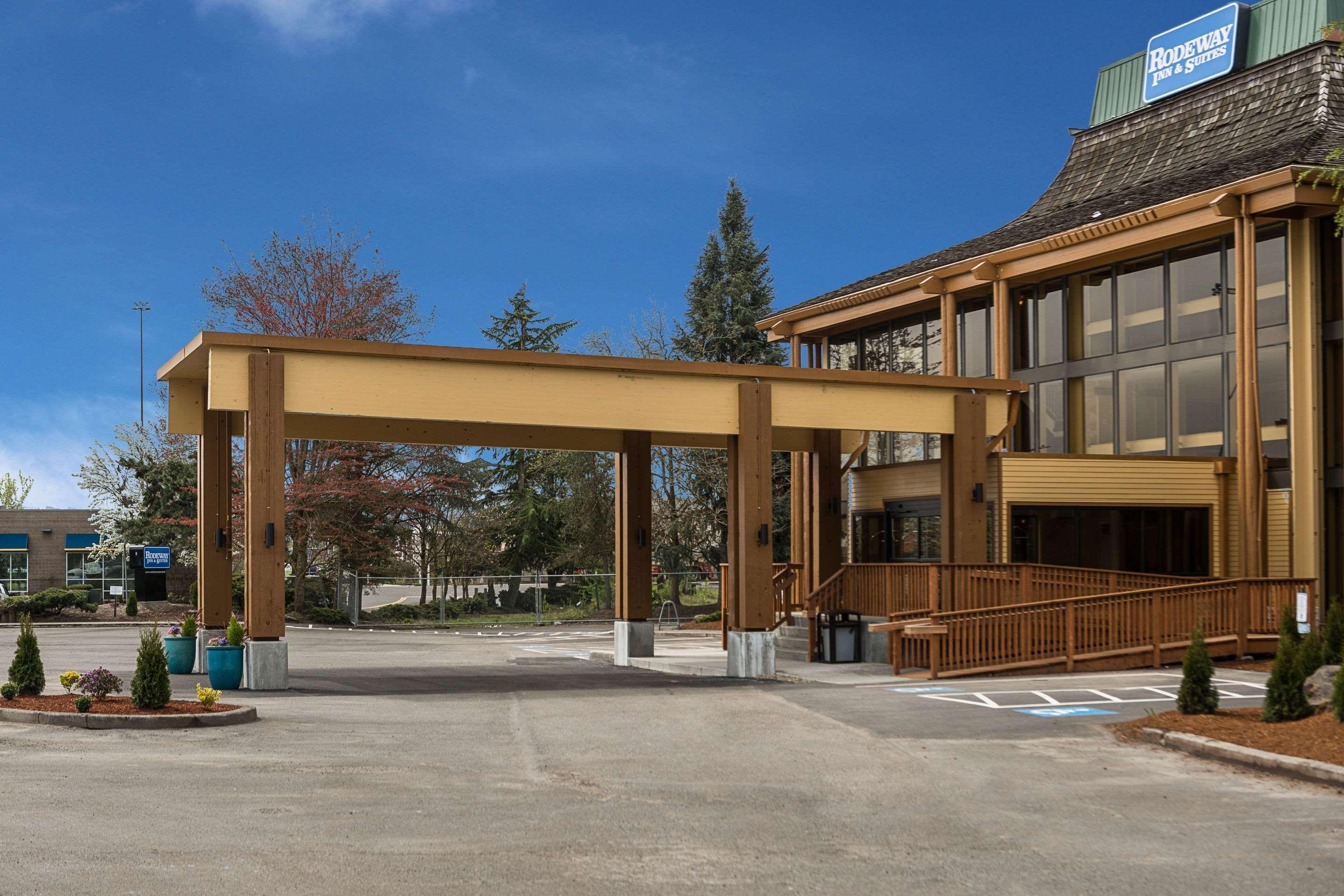 Rodeway Inn & Suites Portland - Jantzen Beach Екстер'єр фото