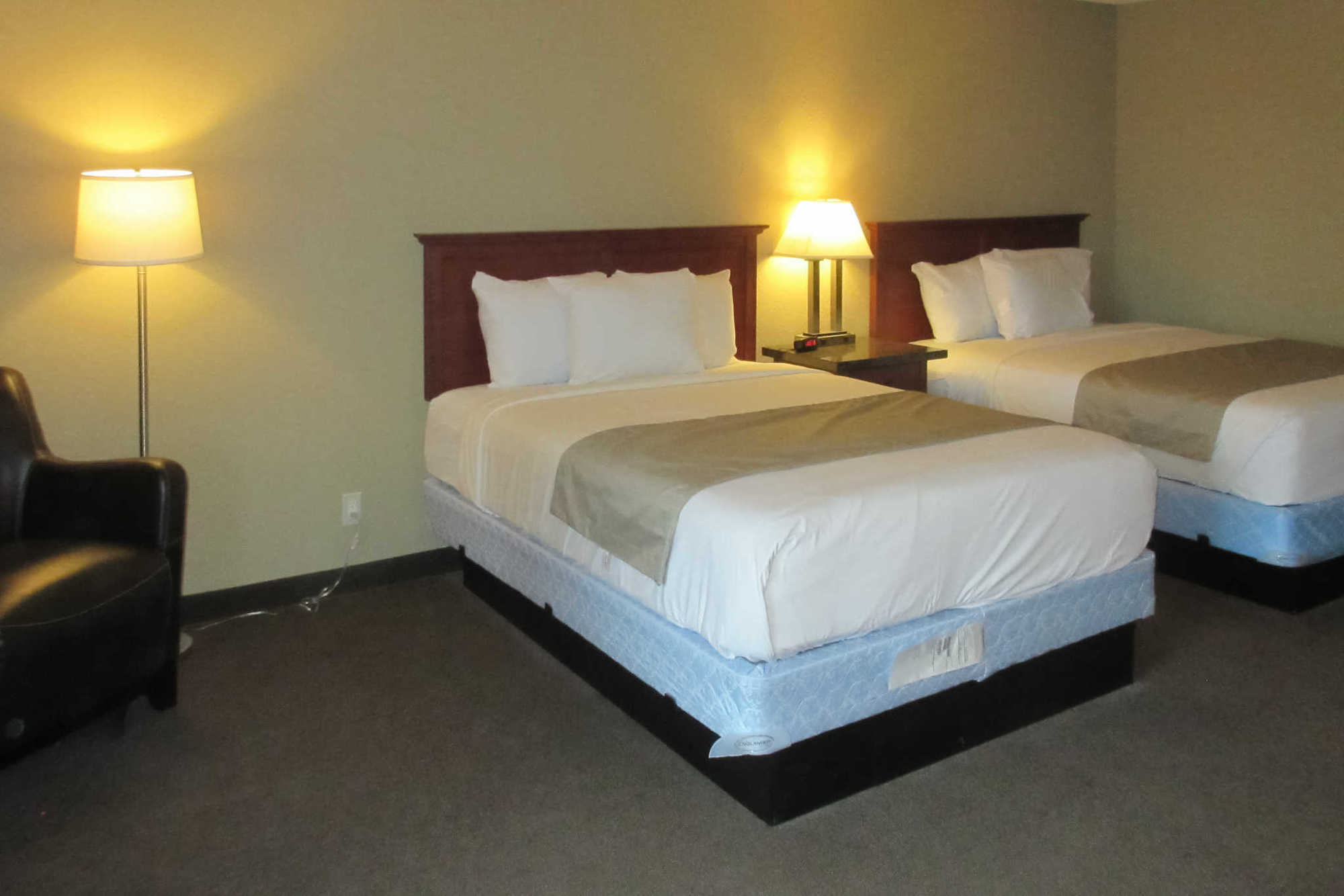 Rodeway Inn & Suites Portland - Jantzen Beach Номер фото