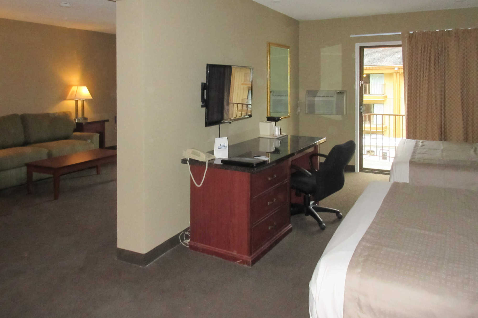 Rodeway Inn & Suites Portland - Jantzen Beach Номер фото
