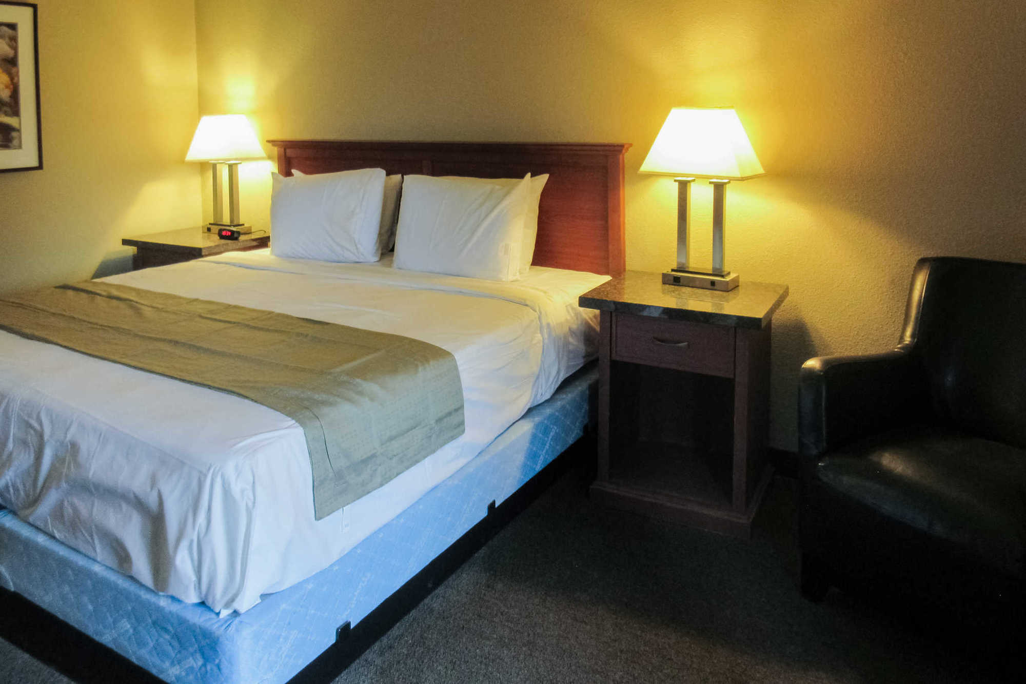 Rodeway Inn & Suites Portland - Jantzen Beach Номер фото